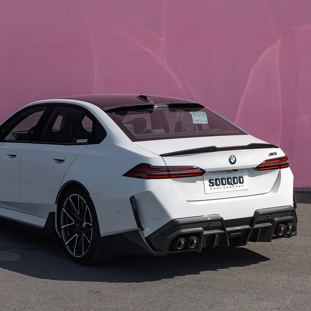 SOOQOO BMW M5 G90 PREPREG CARBON FIBRE REAR SPOILER