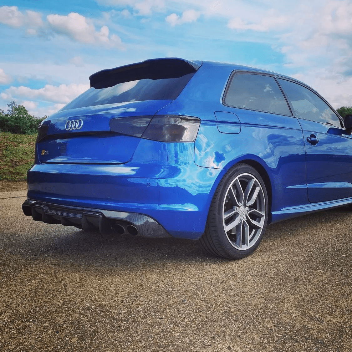 AUDI A3 (S - LINE)/S3 8V HATCHBACK CARBON FIBER REAR DIFFUSER (2013 - 2016) - AutoTailor