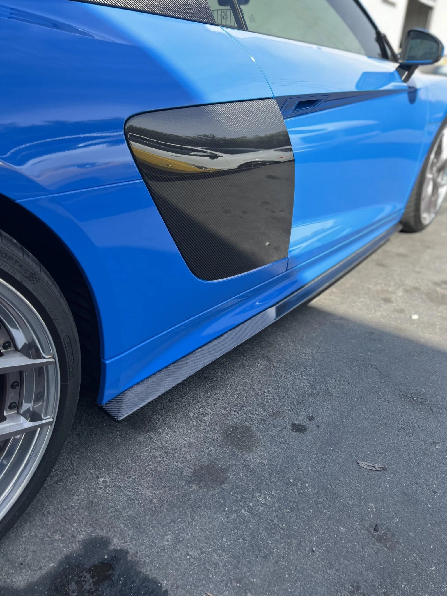 AUDI R8 V10 GEN 2 CARBON FIBER SIDE SKIRTS (2015 - 2019) - AutoTailor