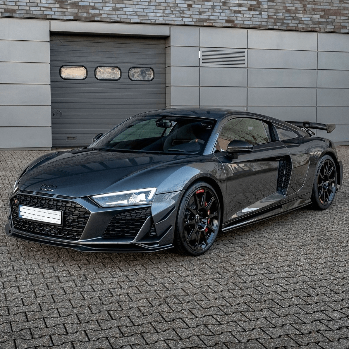 AUDI R8 V10 GEN 2 FL PRE - PREG CARBON FIBER GT STYLE SIDE SKIRTS (2020 - 2023) - AutoTailor