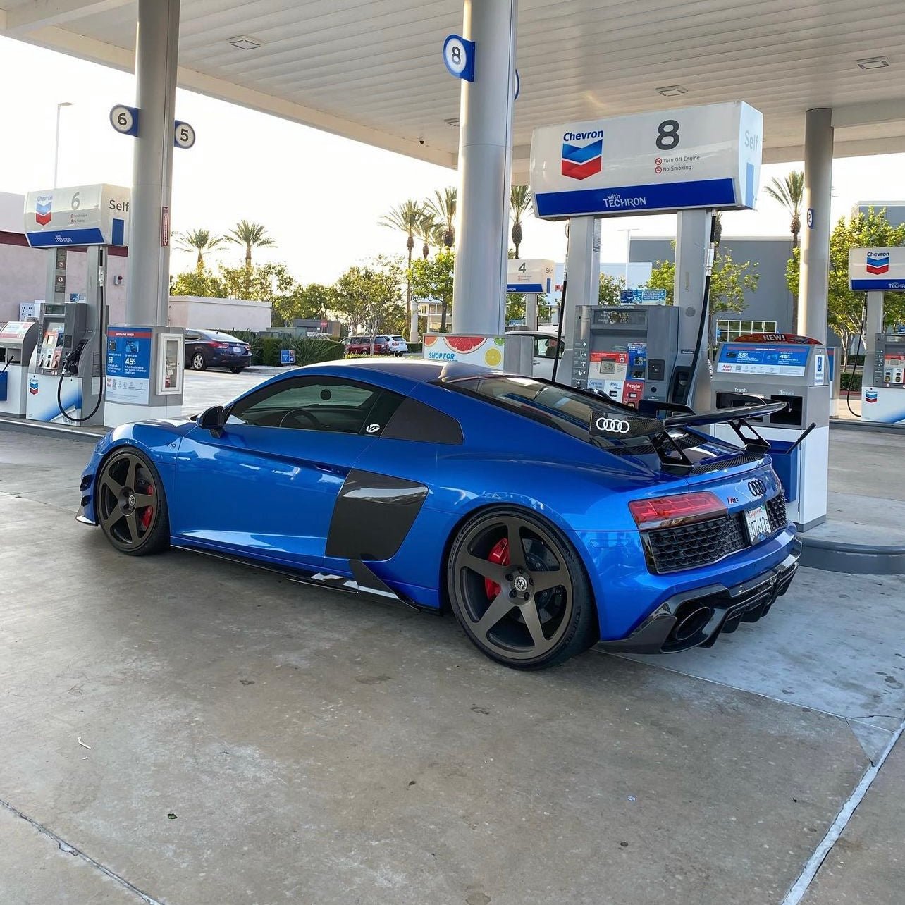 AUDI R8 V10 GEN 2 PRE - PREG CARBON FIBER SIDE SKIRTS (2020 - 2023) - AutoTailor