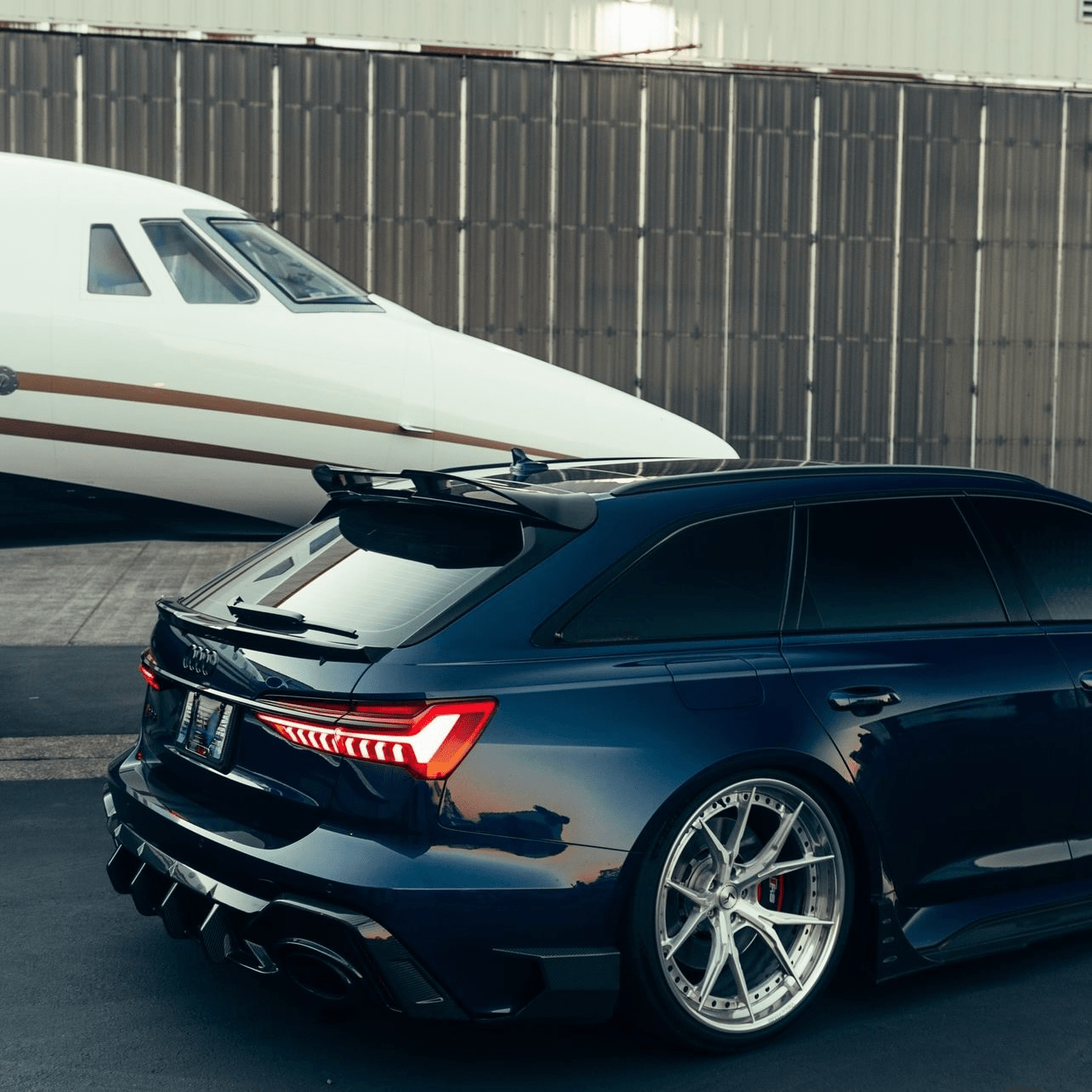 AUDI RS6 C8 AVANT PRE - PREG CARBON FIBER BOOT SPOILER (2019 - 2024) - AutoTailor