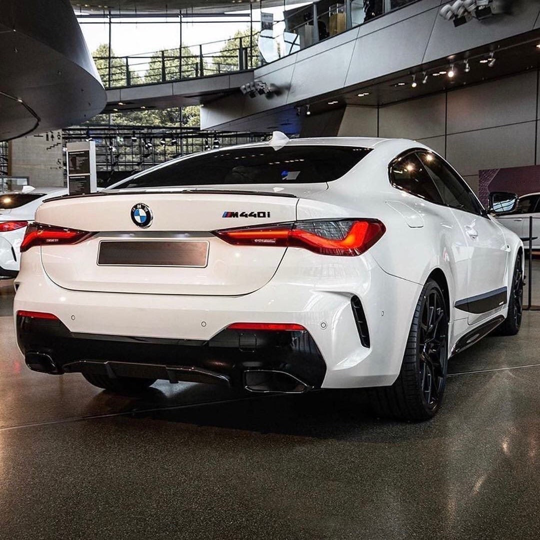 BMW 4 SERIES G22/G23 (M SPORT) CARBON FIBER MP REAR DIFFUSER (2020+) - AutoTailor