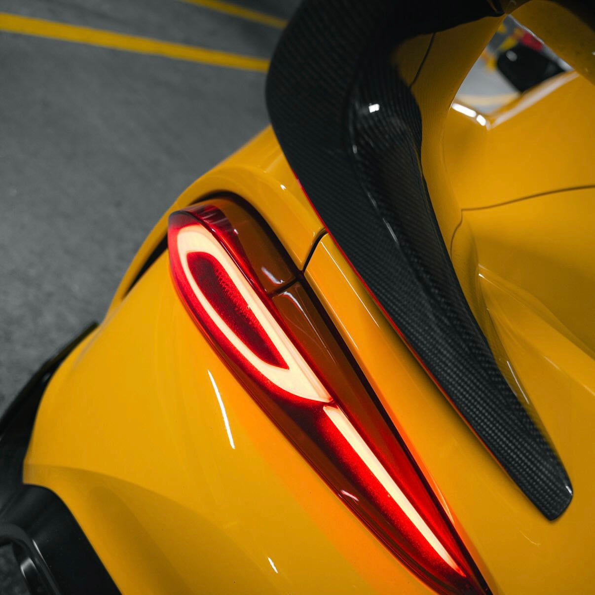 TOYOTA GR SUPRA A90 CARBON FIBRE STREET HUNTER SPOILER (2019+)