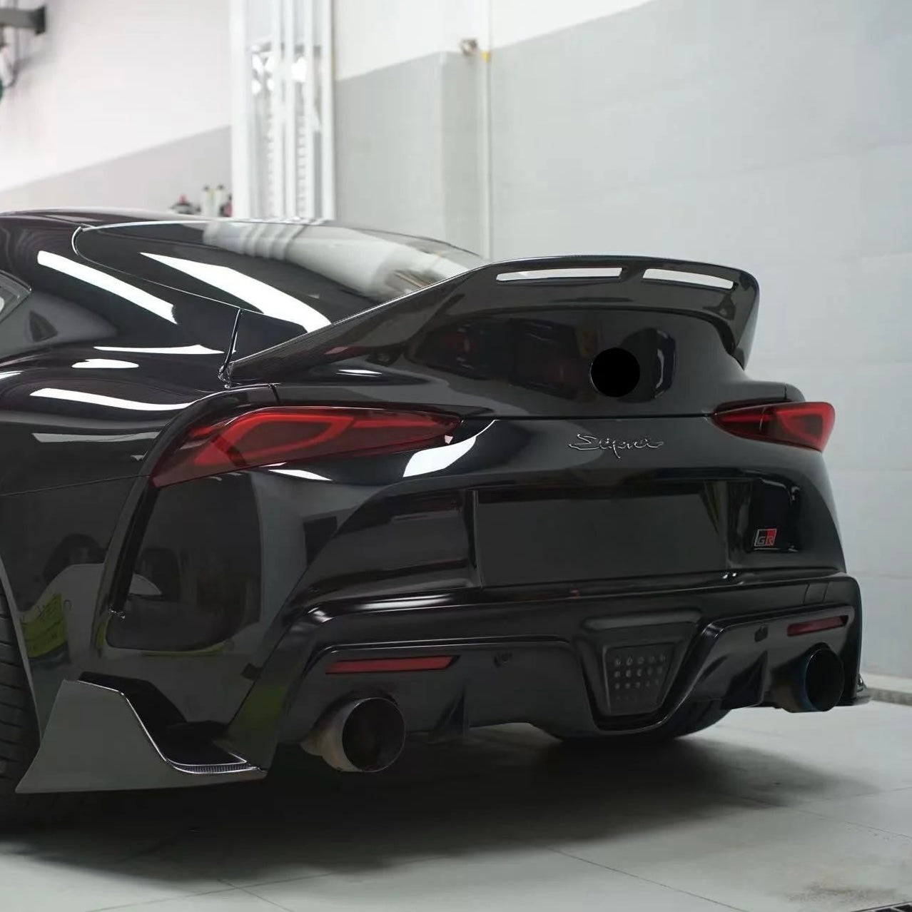 TOYOTA GR SUPRA A90 CARBON FIBRE SPOILER LIP (2019+)