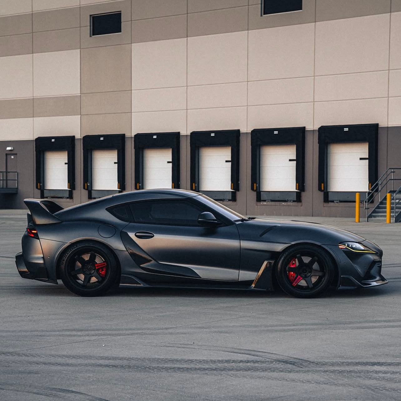 TOYOTA GR SUPRA A90 CARBON FIBRE SIDE SKIRTS AND FENDERS (2019+)