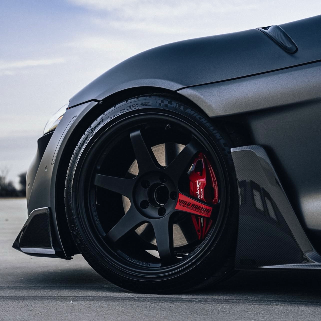 TOYOTA GR SUPRA A90 CARBON FIBRE SIDE SKIRTS AND FENDERS (2019+)