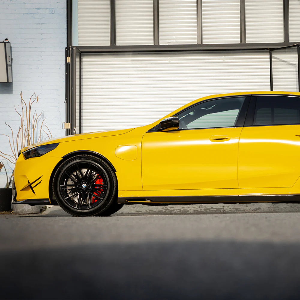 SOOQOO BMW M5 G90 G99 PREPREG CARBON FIBRE SIDE SKIRTS