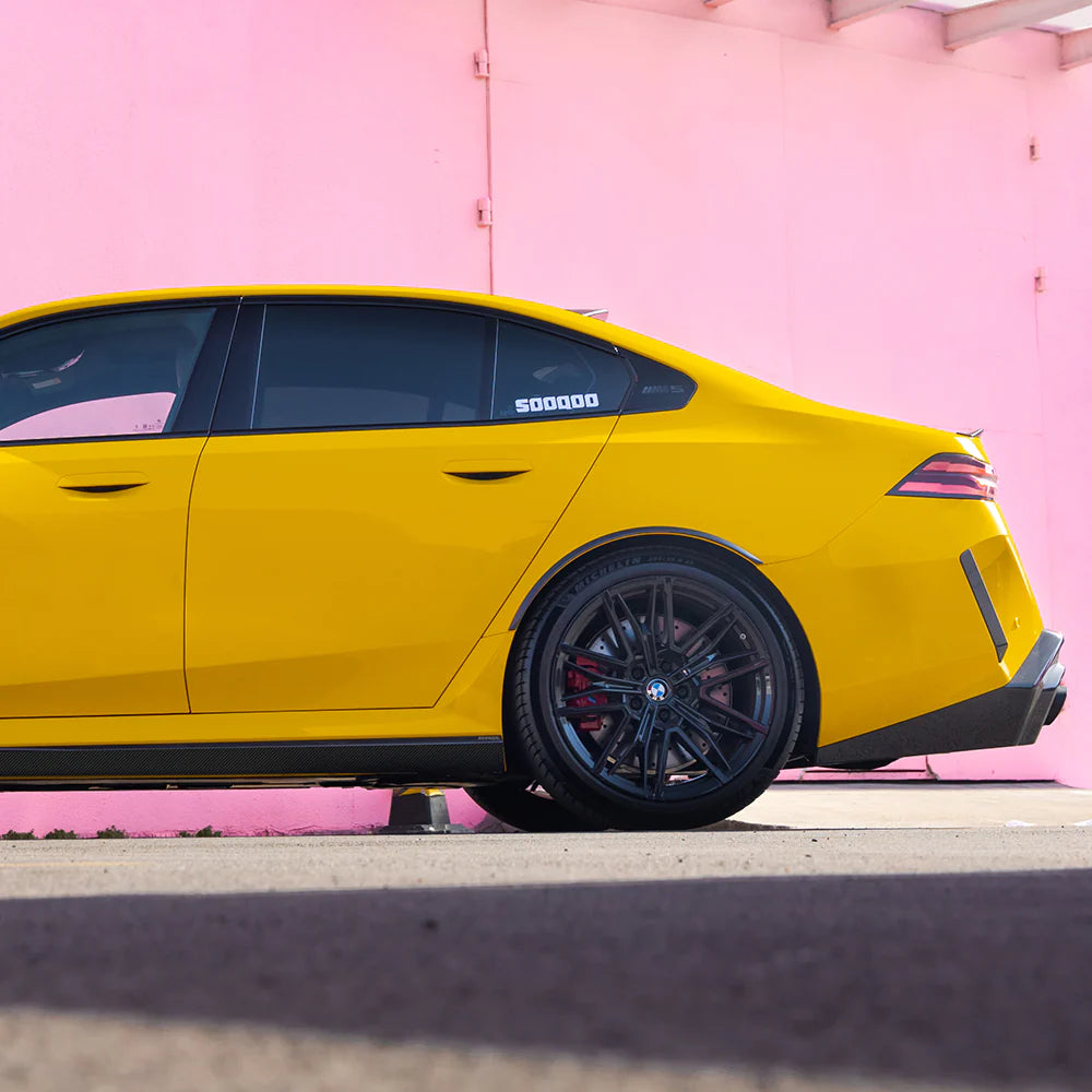 SOOQOO BMW M5 G90 G99 PREPREG CARBON FIBRE SIDE SKIRTS