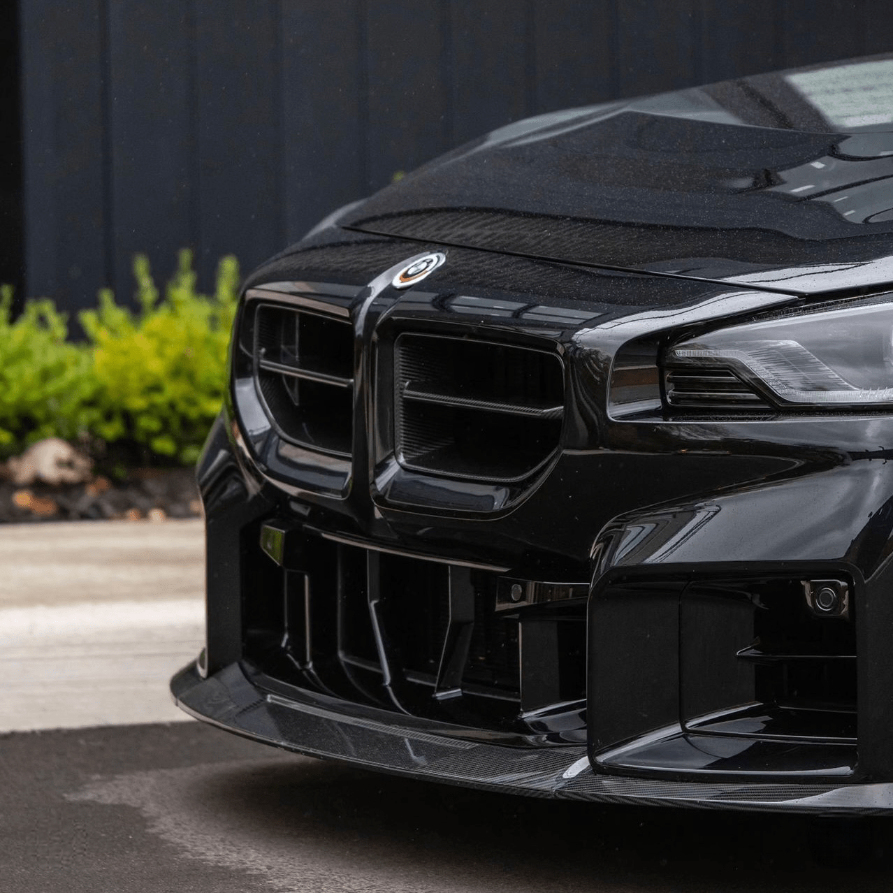 BMW M2 G87 PRE - PREG CARBON FIBER FRONT GRILLE (2023+) - AutoTailor