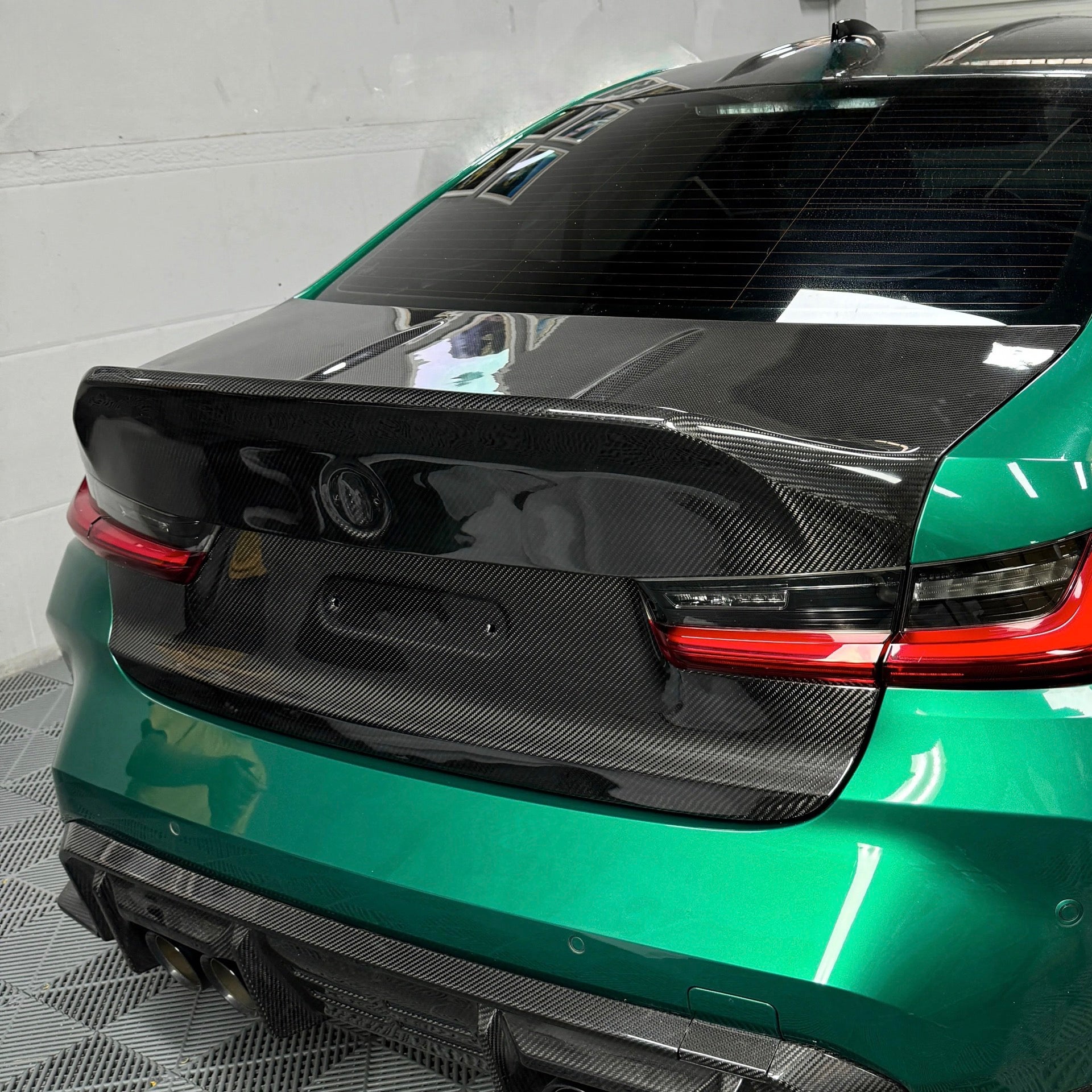BMW M3 G80 / 3 SERIES G20 PRE - PREG CARBON FIBER CSL BOOT LID (2019+) - AutoTailor