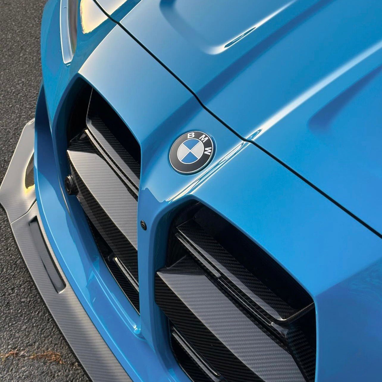 BMW M3 M4 G80/G81/G82/G83 PRE - PREG CARBON FIBER CSL FRONT GRILLE (2021+) - AutoTailor