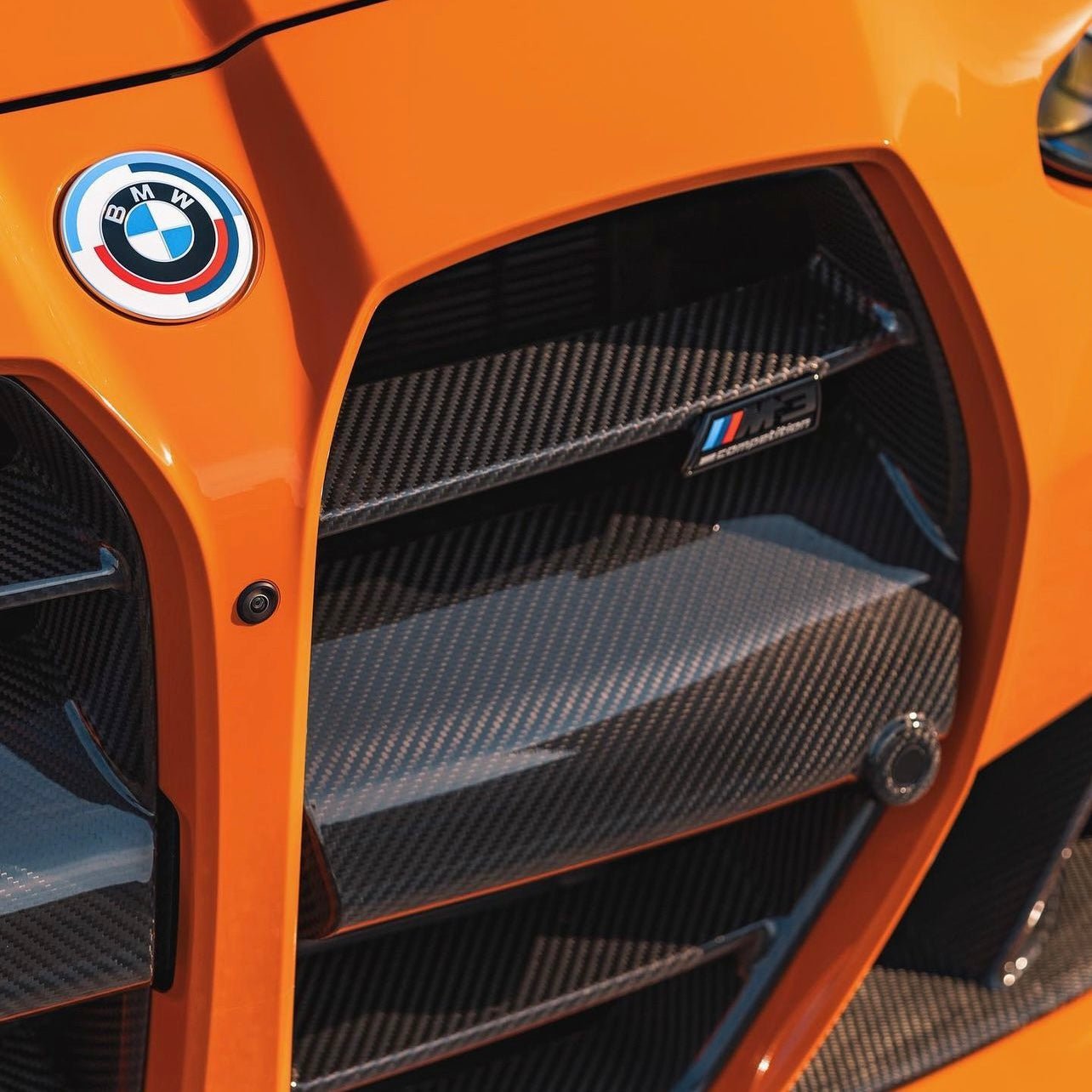BMW M3 M4 G80/G81/G82/G83 PRE - PREG CARBON FIBER GT FRONT GRILLES (2021+) - AutoTailor