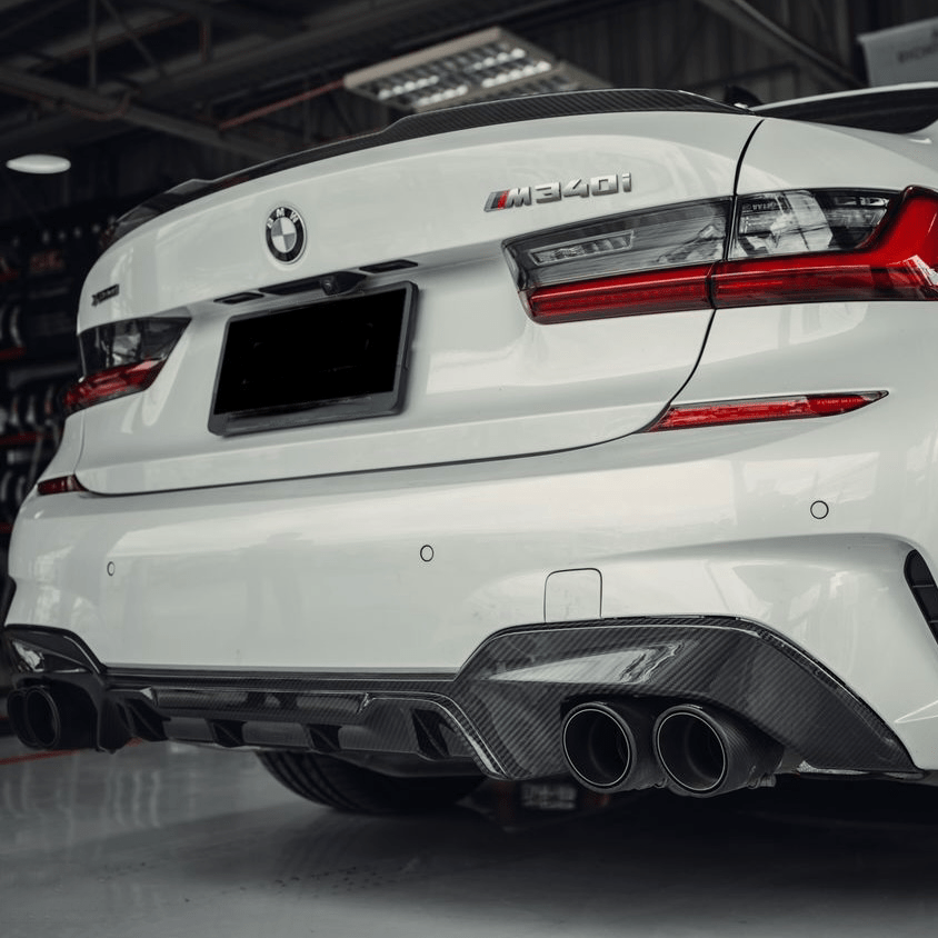 BMW M340I G20 CARBON FIBER REAR DIFFUSER (2019 - 2022) - AutoTailor