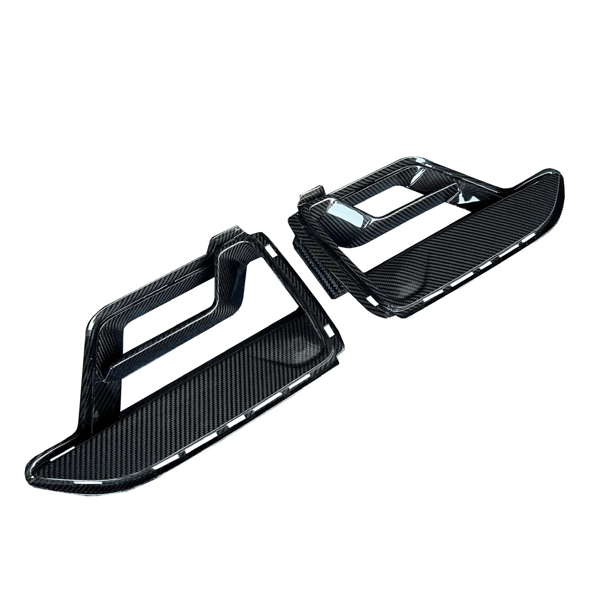 BMW M5 F90 LCI PRE - PREG CARBON FIBER FRONT DUCTS (2020 - 2023) - AutoTailor