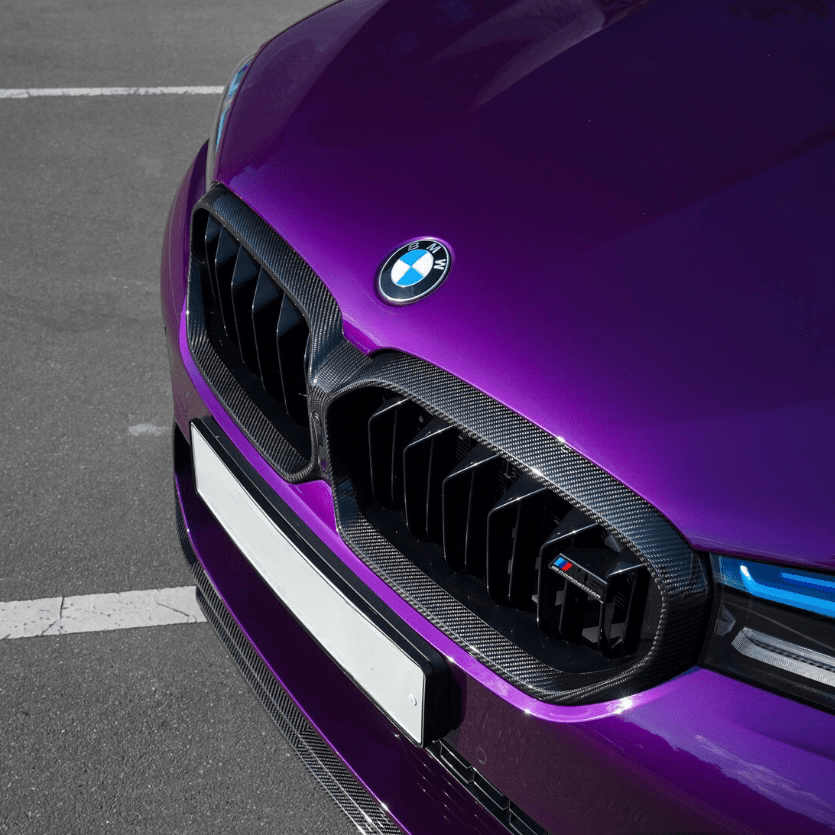 BMW M5 F90 LCI PRE - PREG CARBON FIBER FRONT GRILLE TRIM (2020 - 2023) - AutoTailor